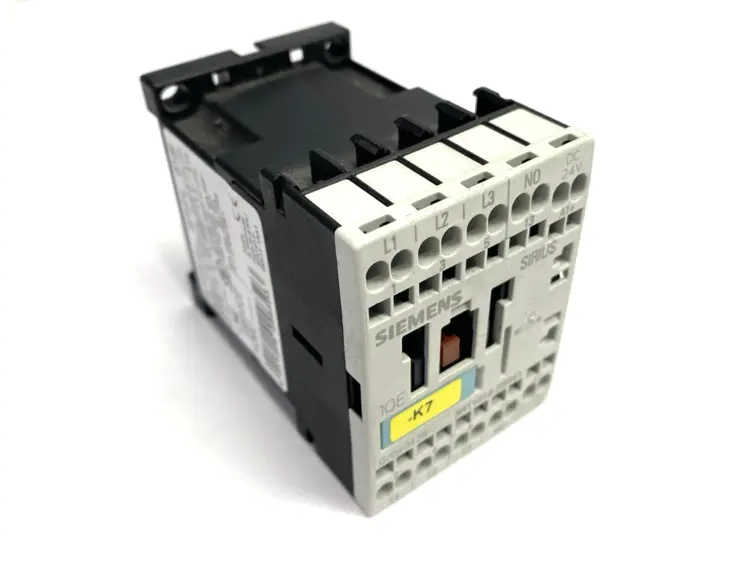 Used Siemens SIRIUS Contactor 3-Pole 24VDC 4kW 400V 9A PLC Contactors Michigan US | Maverick Industrial Sales #1401995