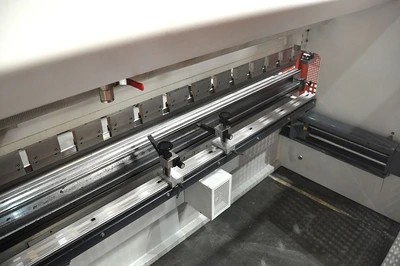 USED BAYKAL APH 120 TON X 3100 MM NC