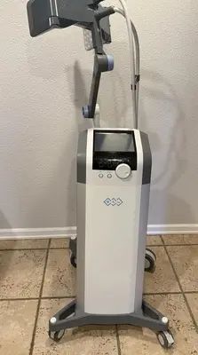 Used 2015 BTL VANQUISH ME MAXIMUM ENERGY RF SYSTEM WITH ABDOMEN AND THIGH APPLICATOR Medical Equipment - Other Oregon US | Midwest Medical #1467849