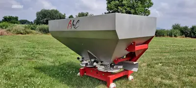 New | in-Stock 2026 BMC SYNTRA 800 Broadcast Spreaders Pennsylvania US | Zimmerman Farm Service #1410176