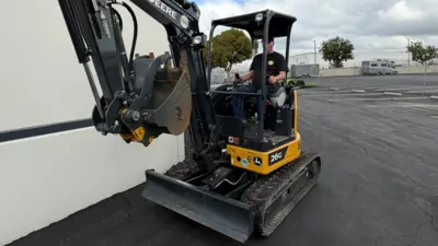 USED 2021 Deere 26G
