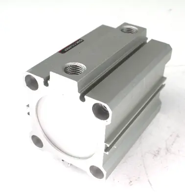 NEW SMC CDQ2B50-50DC-XC35