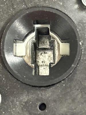 (1) Red and Yellow &(1) Black Knob, Reset - Off - Trip - On Turn Knob NNB