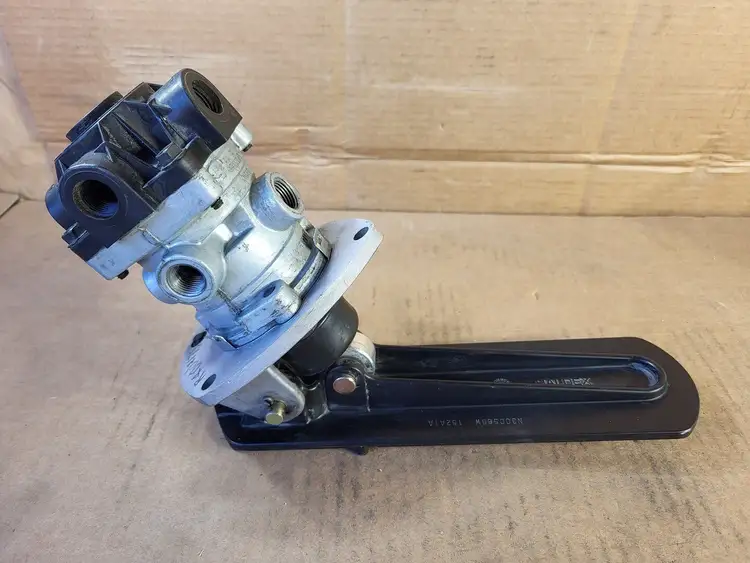 Used LETOURNEAU R4298643 Parts British Columbia CA | Lenmark #417571