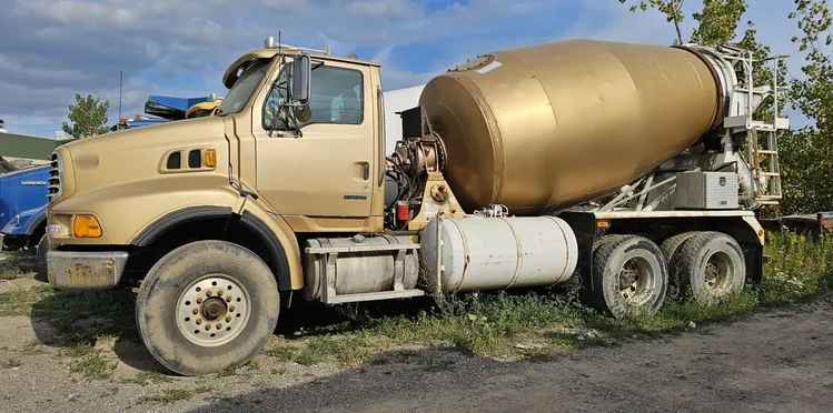 2004 STERLING Mixer Commercial trucks | Iron Listing