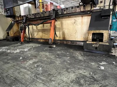 1998 BLOW SC2-300-120-60 Straight Side Double Crank Press | Universal Press & Machinery (UPM) (10)