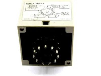 NEW OMRON E2CA-AN4E AMPLIFIER 100-240VAC E2CAAN4E