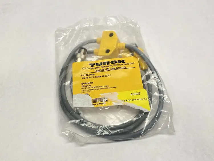 New | in-Stock TURCK DAISY CHAIN SPLITTER U0164-0 Misc Industrial Equipment | Maverick Industrial Sales #1100439