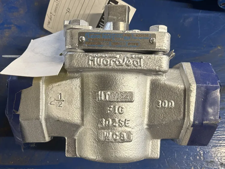 New | in-Stock Fluoroseal Plug Valve Valves/Fittings Ohio US | CMS #1259600