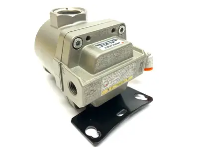 Used SMC SUPER MIST SEPARATOR 1/4" NPT Filters | Maverick Industrial Sales #1110918