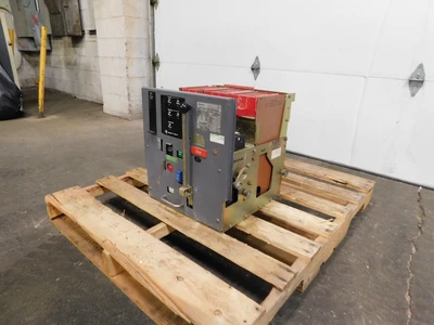 Used Westinghouse DS-206S Circuit Breakers Ohio US | Equipment Recovery Corp. #1329739