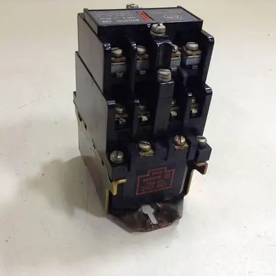 USED ALLEN BRADLEY 700-N800A1 SER C