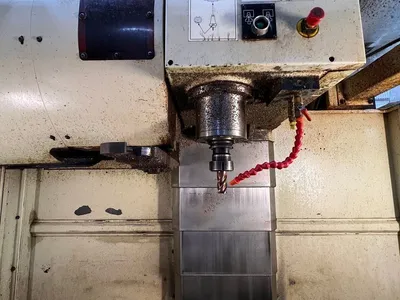 USED 2008 HURCO VM10