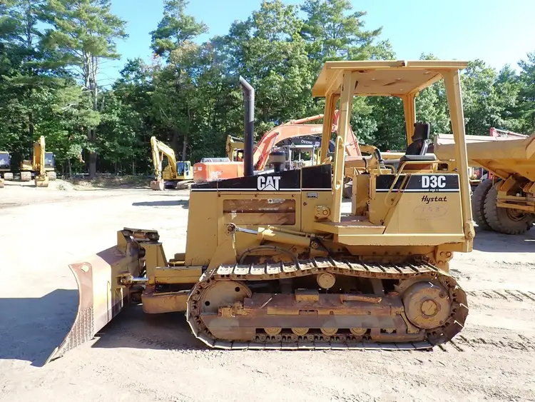 Used 1998 CATERPILLAR D3C III Crawler Dozers Massachusetts US | Brookside Equipment Sales #1444137
