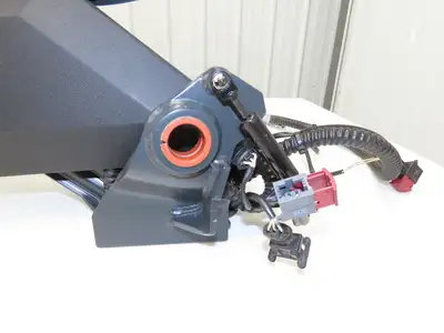 Linde Forklift Arm Rest 5 Lever Mast & Directional Control Removed From E20C