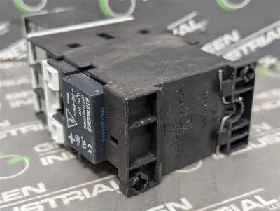 Lot of 4 Siemens 3RT1025-1B SIRIUS Contactor Assemblies 40A Used