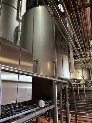 MUELLER 4,150 GALLON Stainless Steel Tanks | Perry Equipment (2)