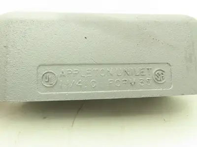 Appleton Electric C125-M Condulet 1-1/4" Mall Iron Type C Unilet Lot of 5
