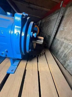 USED GOULDS 3196