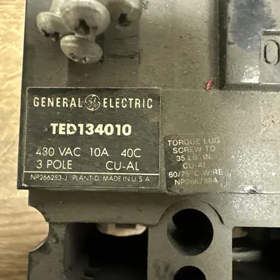 Used GE TED134010 Circuit Breakers | Surplus Asset Holdings #1189388