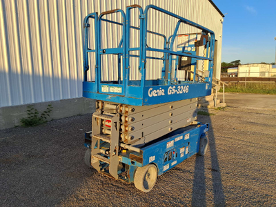 USED 2019 Genie GS-3246