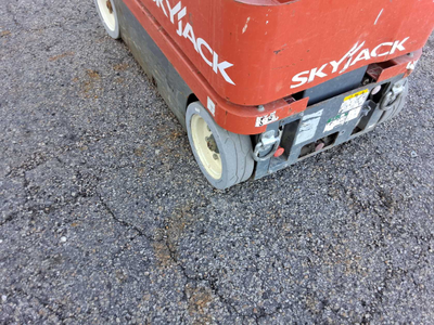 Used 2017 Skyjack SJ12 Vertical Mast Lifts Texas US | Stack Equipment #1550367