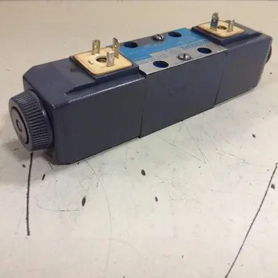 USED VICKERS DG4V-3-6C-M-U-HL7-60