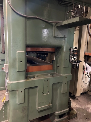 Used 1996 NIAGARA NIAGARA BP2-250-72-36 PRESS Straight Side Presses | Alma Machinery #898788