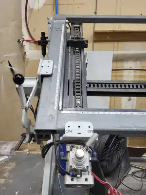 Doucet SDM+ 1-3-96 Door Clamp