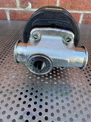 USED ITT PURE-FLO DIAPHRAGM VALVES 90PSI  3 WAY VALVE W/ 1" TO 1/2" SANITARY FITTING