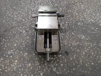 USED KURT D675