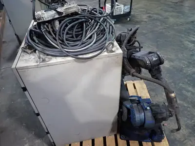 USED 2013 YASKAWA MOTOMAN MH6