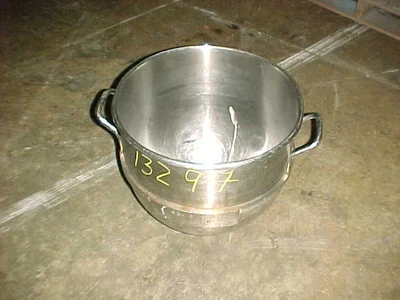 USED PLANETARY STYLE MIXING BOWL MIXING BOWL