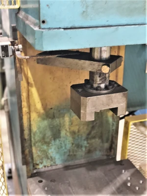 USED 1998 MULTIPRESS MULTIPRESS M4P-8 PRESS