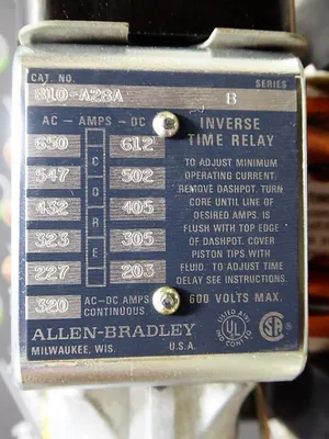 Allen Bradley 810-A28A Inverse time Relay Ser. B 600V Max. New