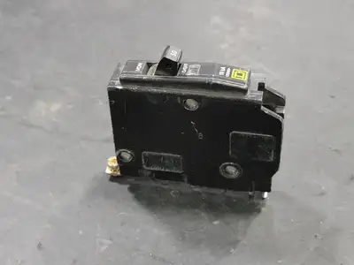 USED SQUARE D QOB150