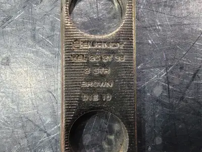 NEW BURNDY YAL2C2T38