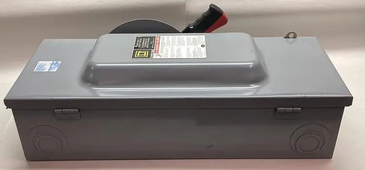 Used SQUARE D HU363 Miscellaneous Equipment (Electrical & Power) | Surplus Asset Holdings #1198051