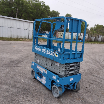 USED 2017 Genie GS-1930
