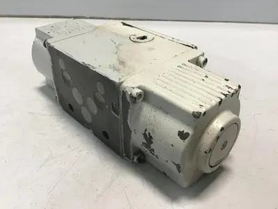 USED NACHI SS-G03-C5-GR-D2-J10