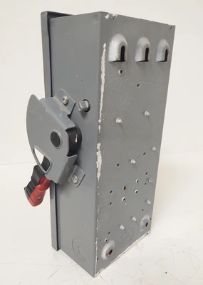 🔥 Square D H361N : Fusible Heavy-Duty Switch Disconnect 600V 30A With Fuses