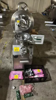 USED 2016 VEMAG 500