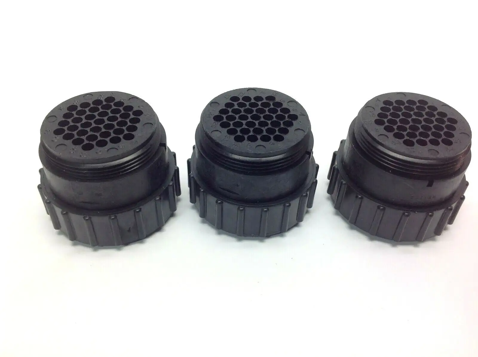 New | in-Stock TE Connectivity Connector Plug Housing 37 POS LOT OF 3 Connector Accessories Michigan US | Maverick Industrial Sales #1400063