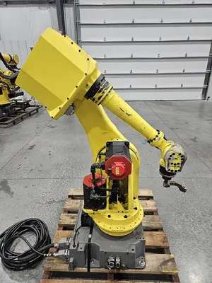 USED 2002 FANUC M-710IB/45