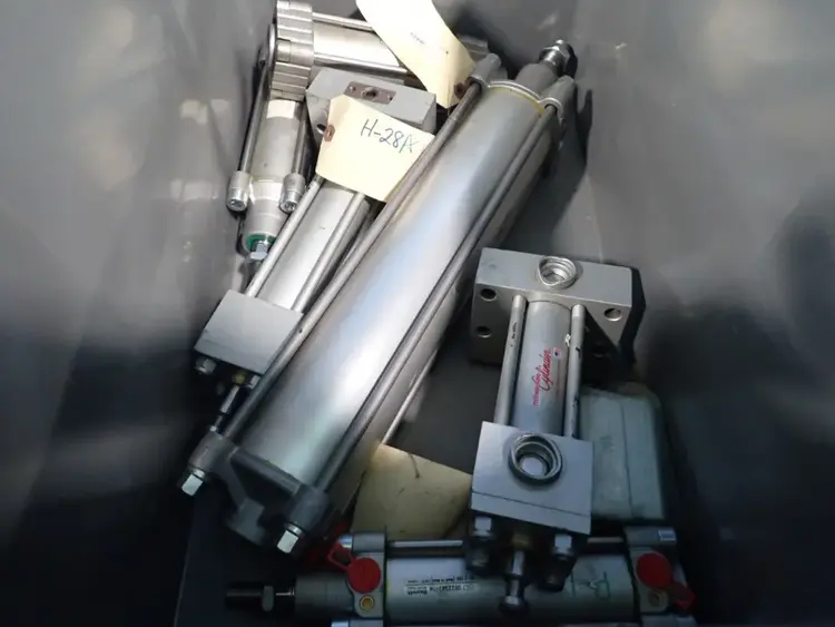 Used REXROTH, MILWAUKEE _UNKNOWN_ Cylinders | HGR 24 #731305