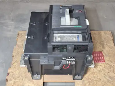 NEW MERLIN GERIN CM1600N