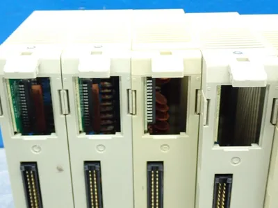 USED OMRON C200HID212