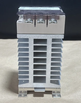 NEW Omron G3PE-215B-3N