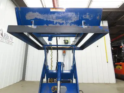 Used VESTIL _UNKNOWN_ Misc Lifts Indiana US | Arrow Industrial #1408599