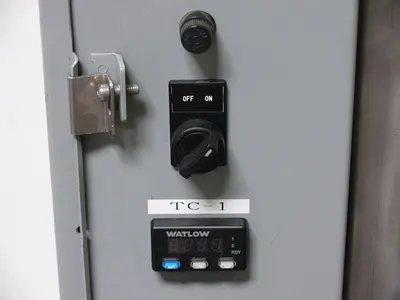 USED ENCLOSURE WITH 2 CARLO GAVAZZI RA4890HA12, MICRON B100MBT713XK  / CONTROLLER